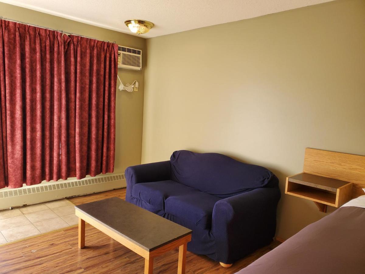 Fort Saskatchewan Stars Inn - Motel מראה חיצוני תמונה